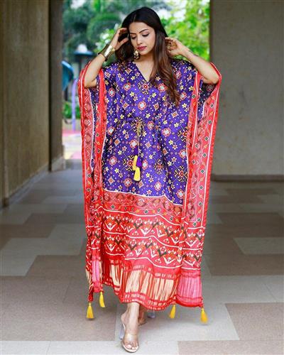 Gulaboo Present Sartin Fabric Digital Printed Designer Kaftaan