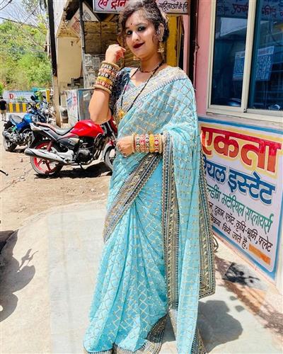 HEAVY GEORGETTE FABRIC ON BEAUTIFUL EMBROIDERY ZARI, CODING WITH 5 MM SEQUENCE WORK ALL OVER ON SARE