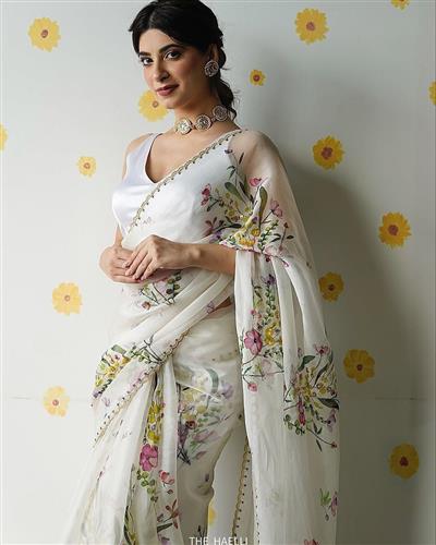 SOFT TABBY  SILK FABRIC ON BEAUTIFUL DIGITAL FLORAL PRINT WITH SEQUENCES AND KATDANA HANDWORK WITH C