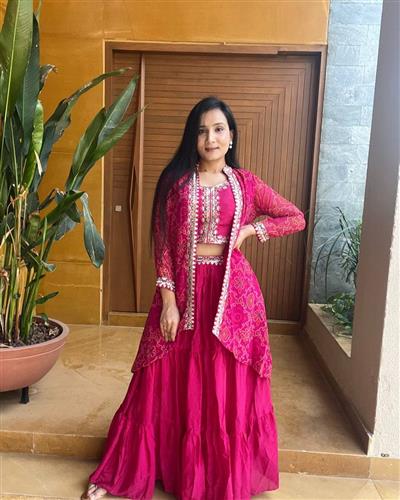 New Launching New Festival Bandhej Lehenga choli & Shrug
